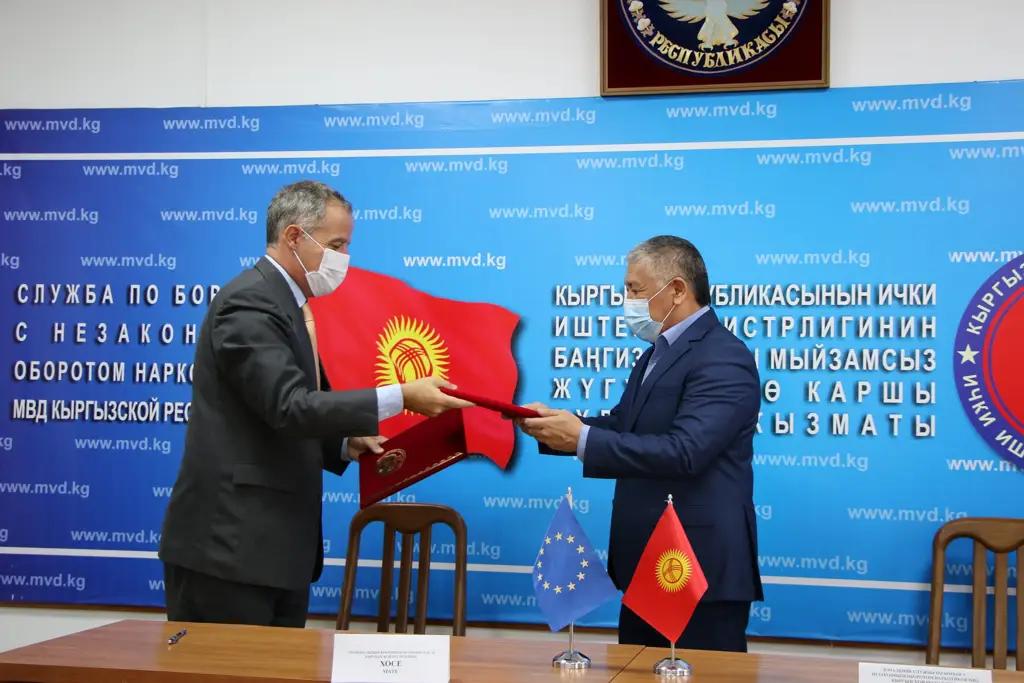 МВД КР получило от Евросоюза GPS-трекеры на €25 тысяч