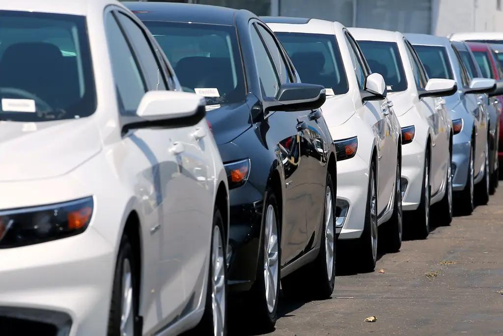 В КР задержана крупная партия автомашин — ущерб оценили почти в $1 млн