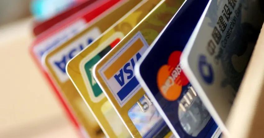 В Кыргызстане количество платежных карт в обращении выросло почти на 31%