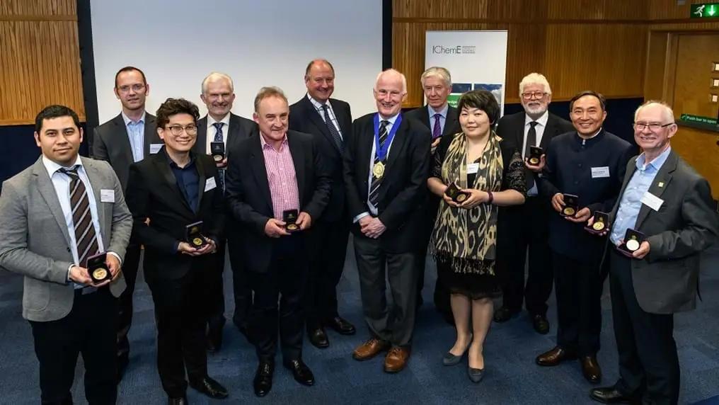 Асель Сартбаева награждена медалью Хансона за разработки в области химии