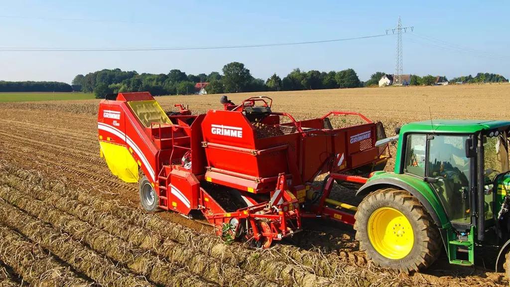 Регионы уставших тракторов: как получить в лизинг сельхозтехнику?