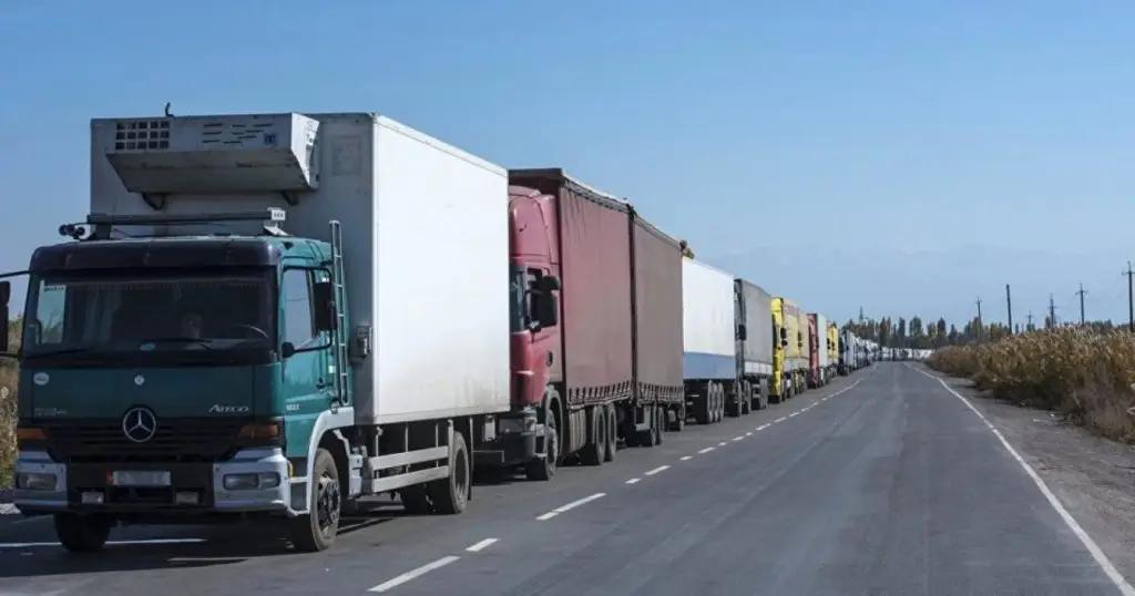 Кыргызстан усилит контроль за транзитным потоком товаров