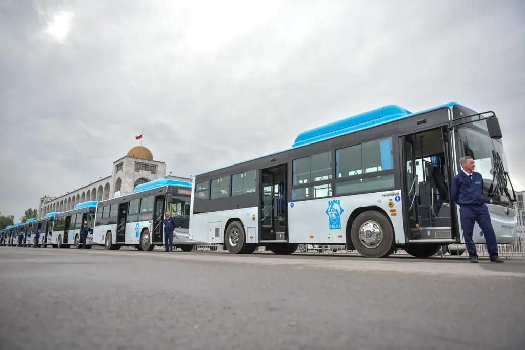 Мэрия закупит 100 новых автобусов у китайской компании