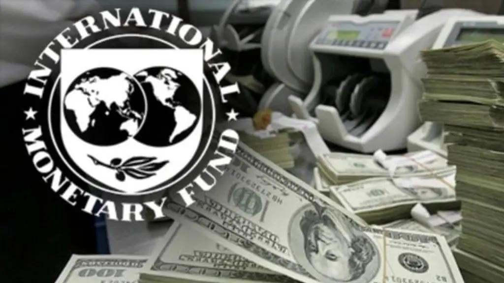 49.2% первого транша МВФ потратили на выплату зарплат бюджетникам