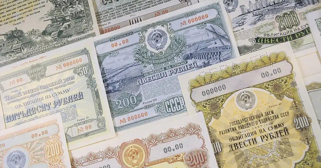 Россия впервые разместит облигации федерального займа в юанях