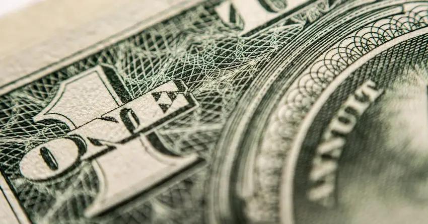 На фондовой бирже Казахстана потеряли интерес к доллару