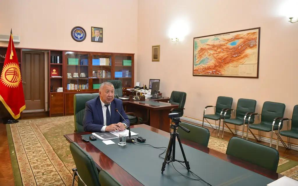 В антикризисные меры заложили механизм кураторства промпредприятий — правительство