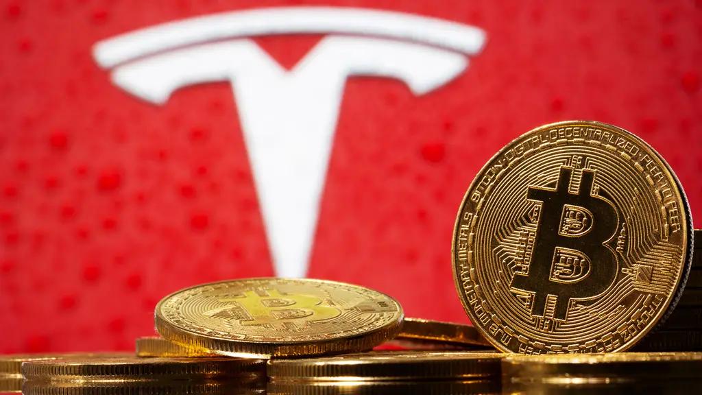 Цена биткоина упала более чем на 20%