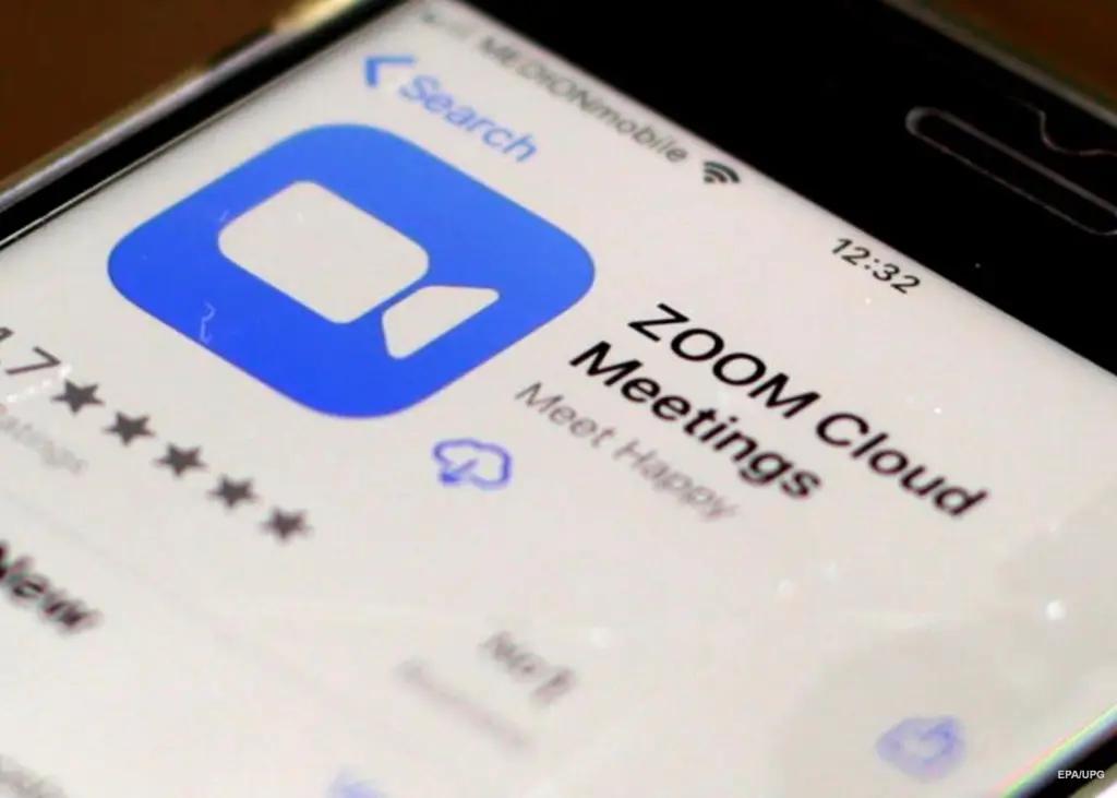 Google запретила сотрудникам использовать Zoom для работы