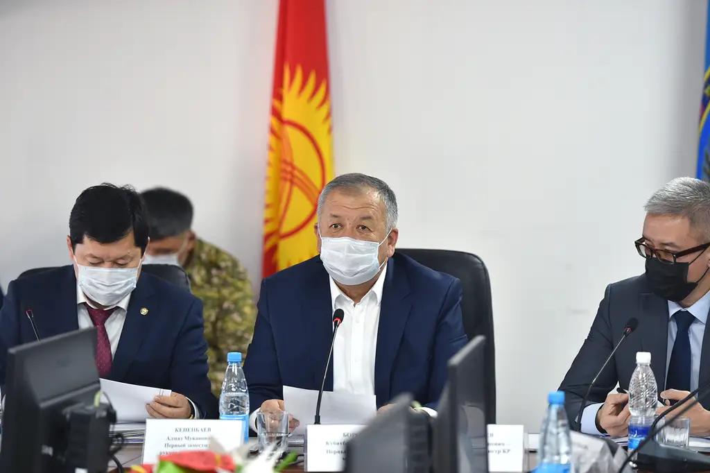 Боронов предложил поэтапно возобновить работу субъектов экономики