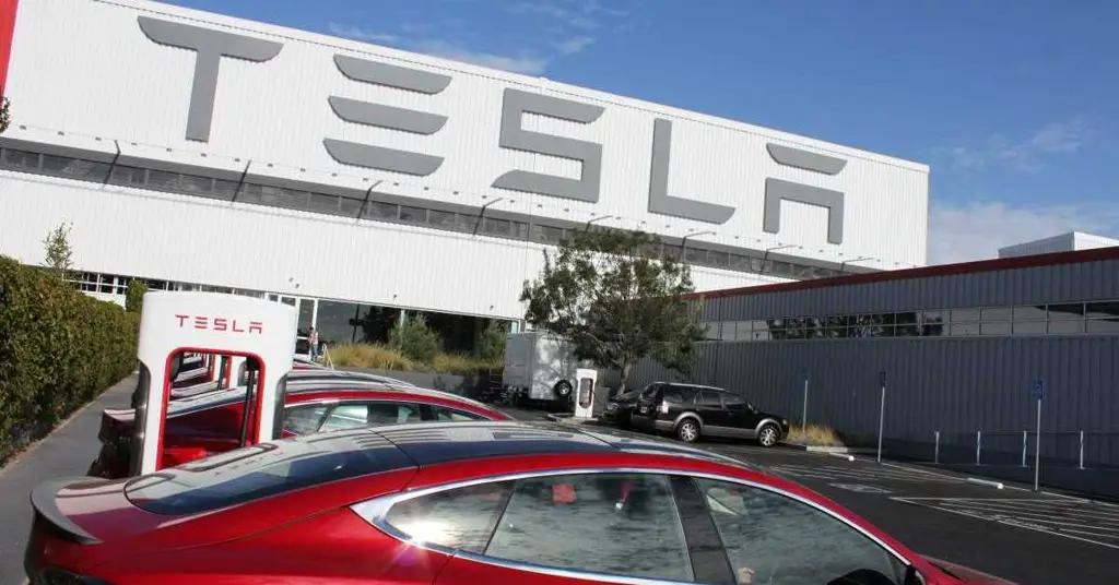 Отчет Tesla об убытках оправдал прогнозы экспертов