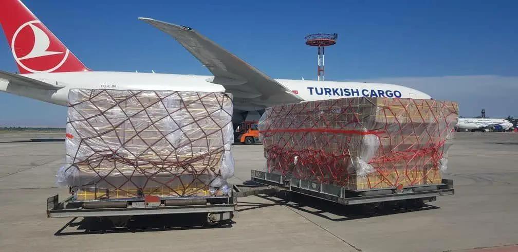 В Бишкек прибыла партия мобильных кислородных концентраторов