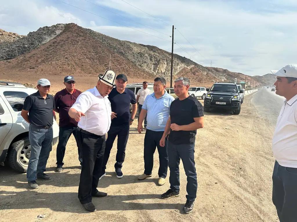 Глава Минфина проверил ход строительства объектов в Баткене