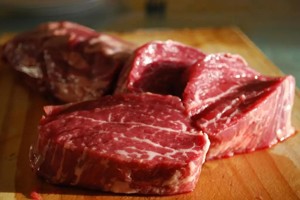 В Кыргызстане розничные цены на мясо за год выросли на 22%