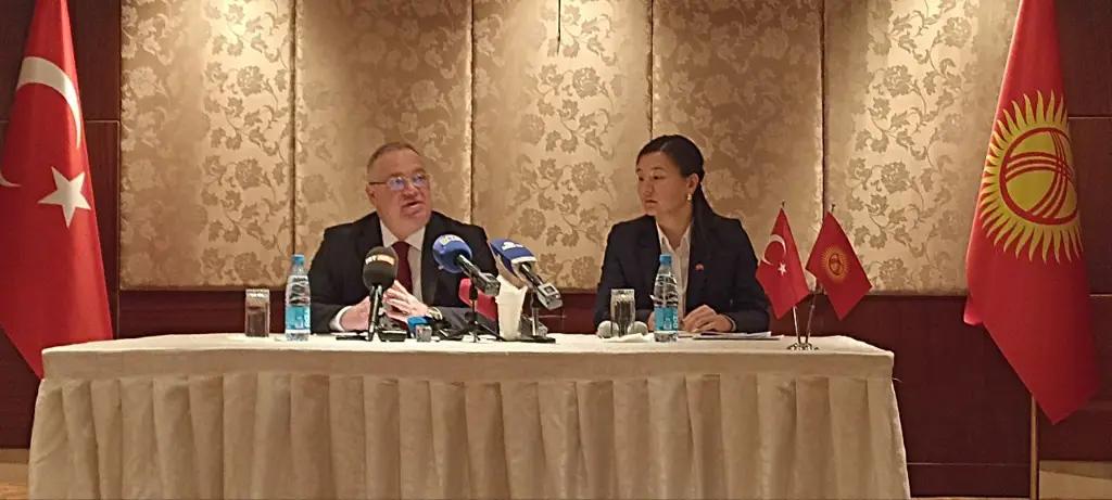 Кыргызстан собрал в помощь Турции почти $1 млн