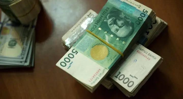 Внутренний долг Кыргызстана вырос на 207.5 млн сомов
