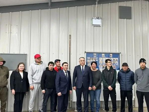 Минтруда предложило Великобритании открыть визовый центр в Бишкеке