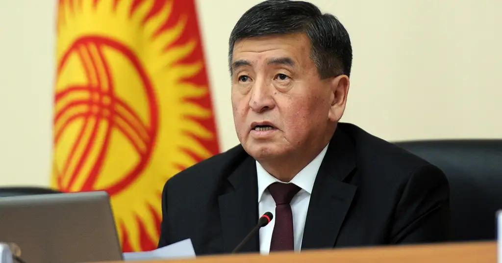 Премьер пообещал уволить глав налоговых управлений, не выполнивших план по сбору налогов