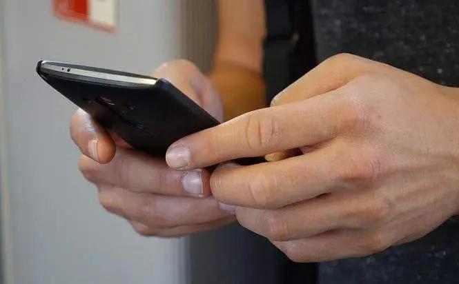 В России предлагают приравнять номер телефона к паспорту