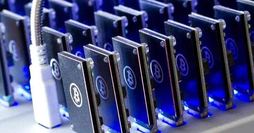В Кыргызстане зарегистрировано всего две майнинговые фермы