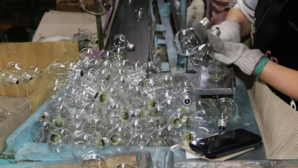 Майлуу-Сууйский ламповый завод купил 14% облигаций «ОКСУС»