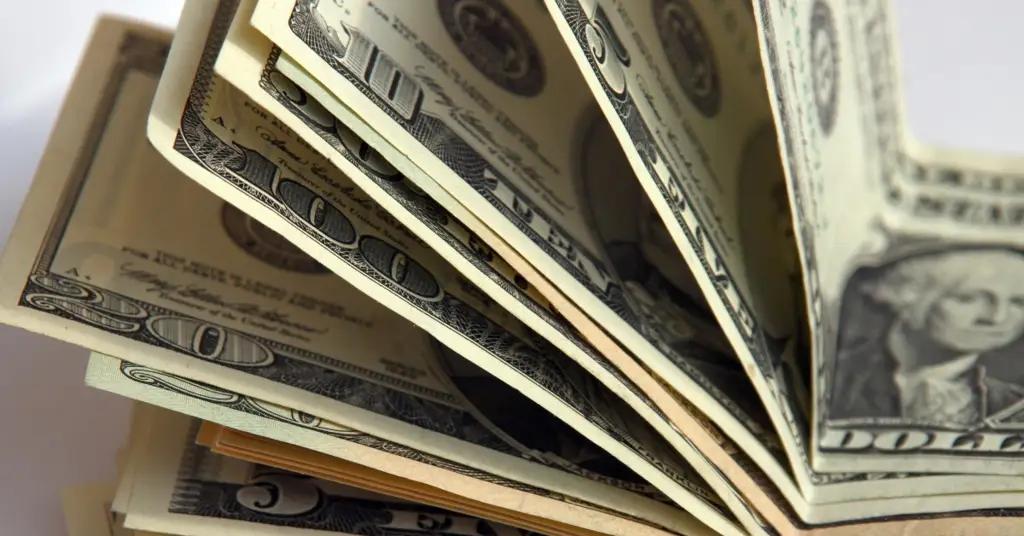 В 2015 году упал товарооборот между Кыргызстаном и Россией