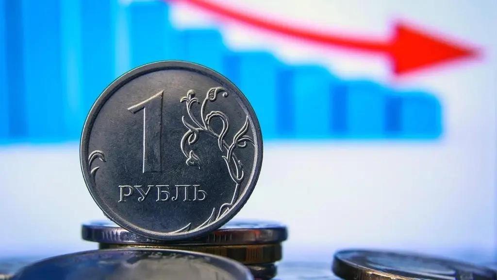 Рубль упал до 0.96 сома. Курсы валюты на 20 февраля