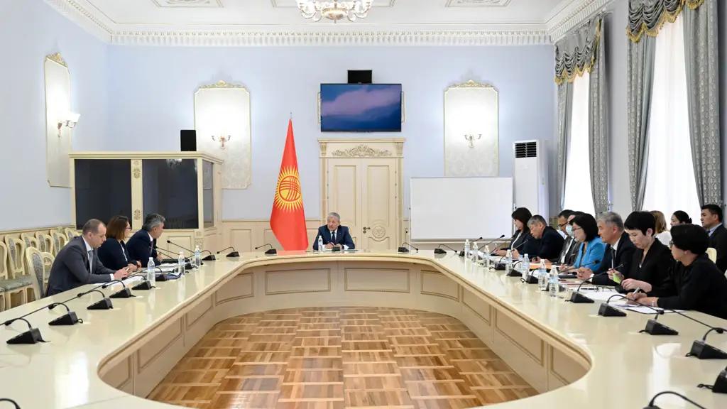 Кабмин и ЕЭК обсудили пенсионное обеспечение и медстрахование