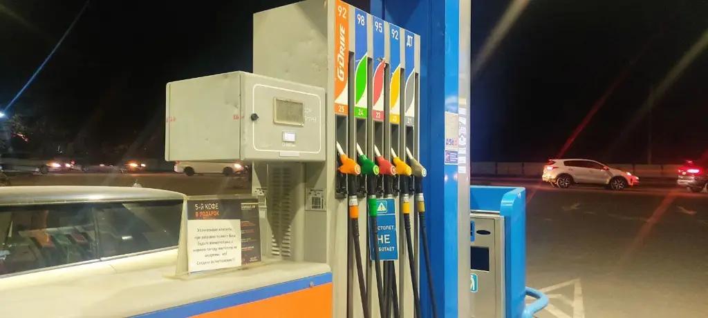 На бишкекских заправках закончился бензин марки АИ-95