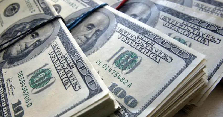 Внешний долг КР подорожал на 9 млрд сомов из-за роста курса доллара США