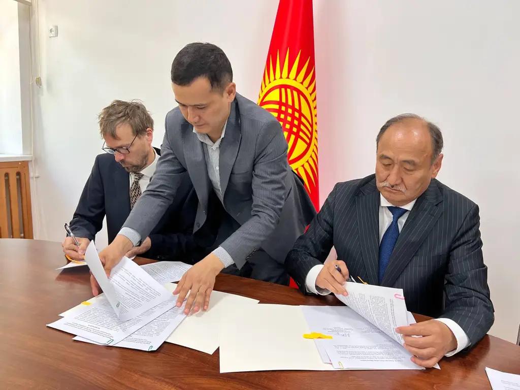 Минздрав и «Врачи без границ — Швейцария» подписали меморандум