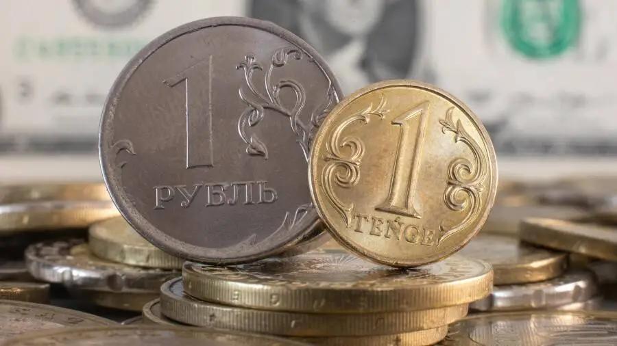 Сом укрепился к рублю и тенге. Курсы валют НБ КР