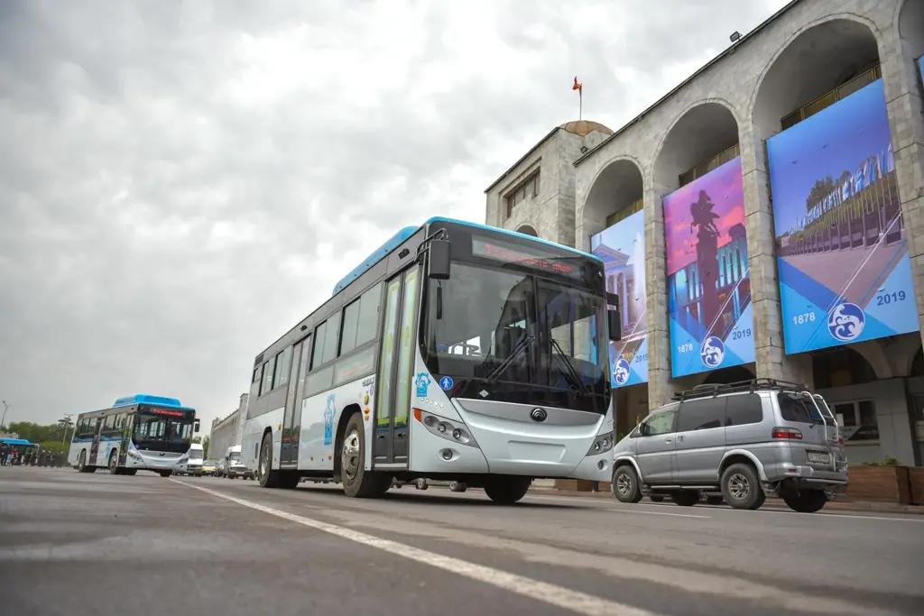 В Бишкеке разрешили работу общественного транспорта на выходных