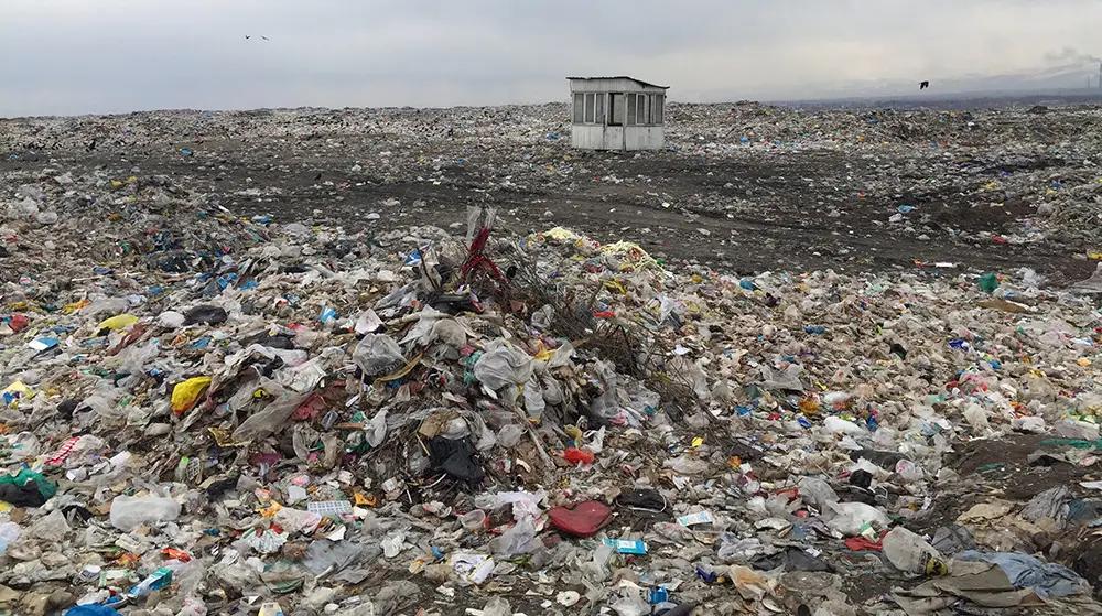 На захоронение ТБО на территории городской свалки потратят 3.6 млн сомов