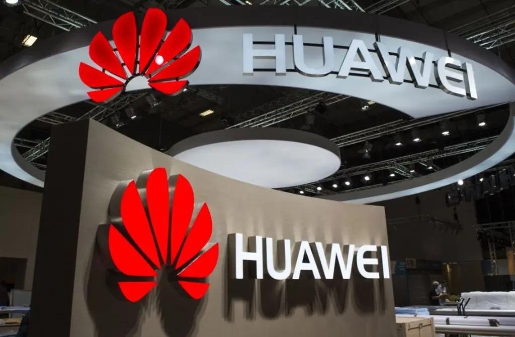 Huawei выпустит новые смартфоны без сервисов Google