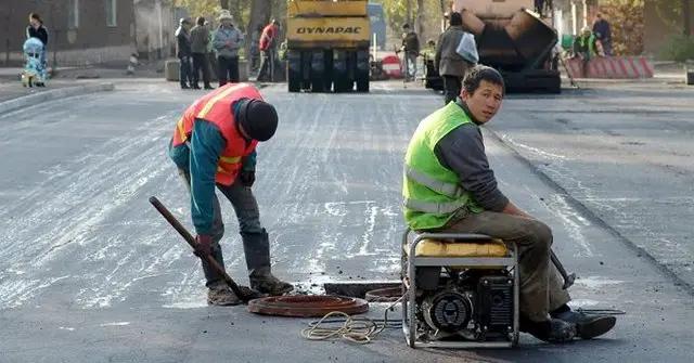 На ремонт центральных дорог Каракола требуется 281 млн сомов