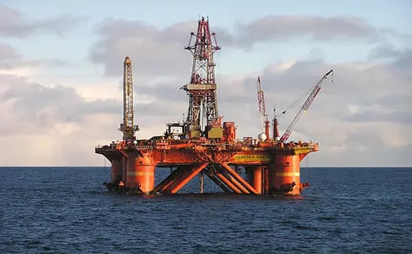 США скептически относятся к идее заморозить добычу нефти