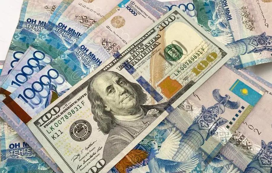 По итогам июля курс тенге вырос на 1.5% до 477.07 тенге за доллар США