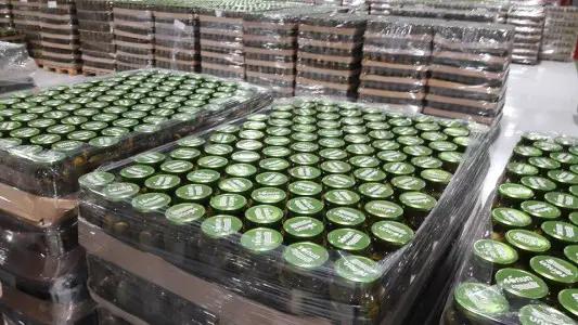 РКФР подписал гарантийное соглашение на 70 млн сомов с консервным заводом