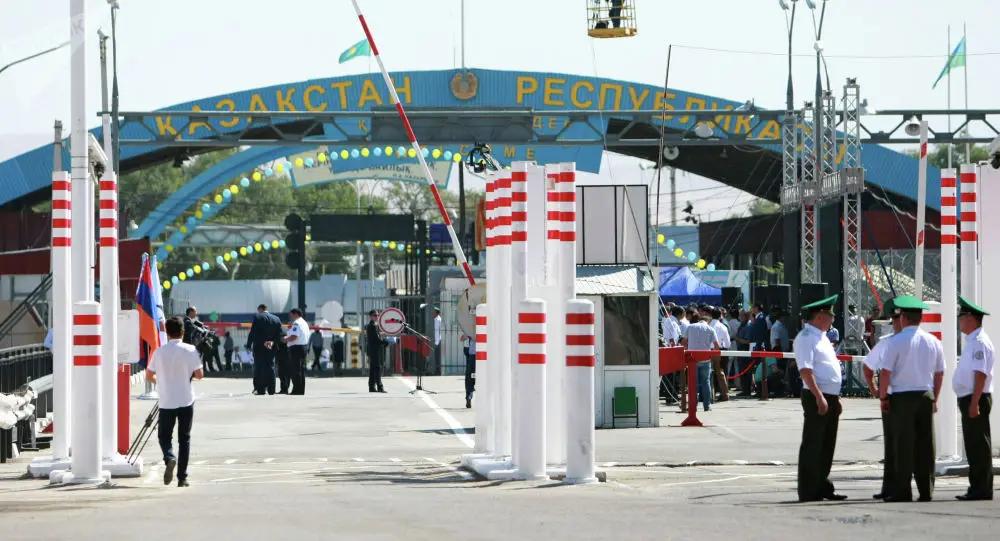 Почти все КПП на границе с Казахстаном начали работать в штатном режиме