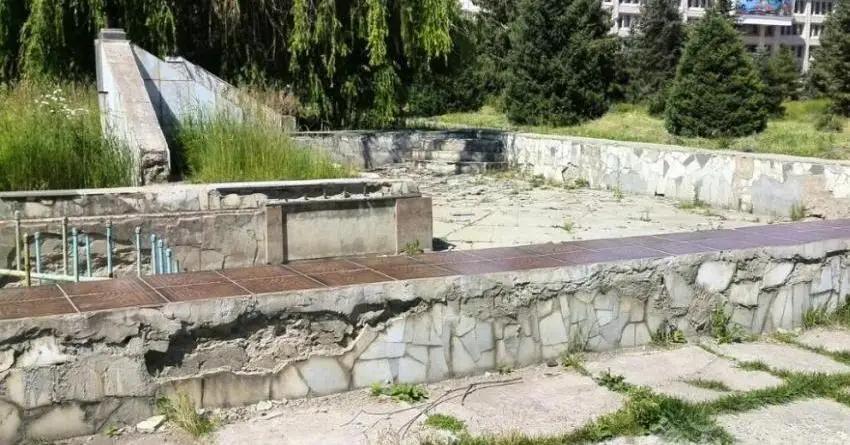 Сквер за $1 млн в Караколе не появится по вине местного горкенеша