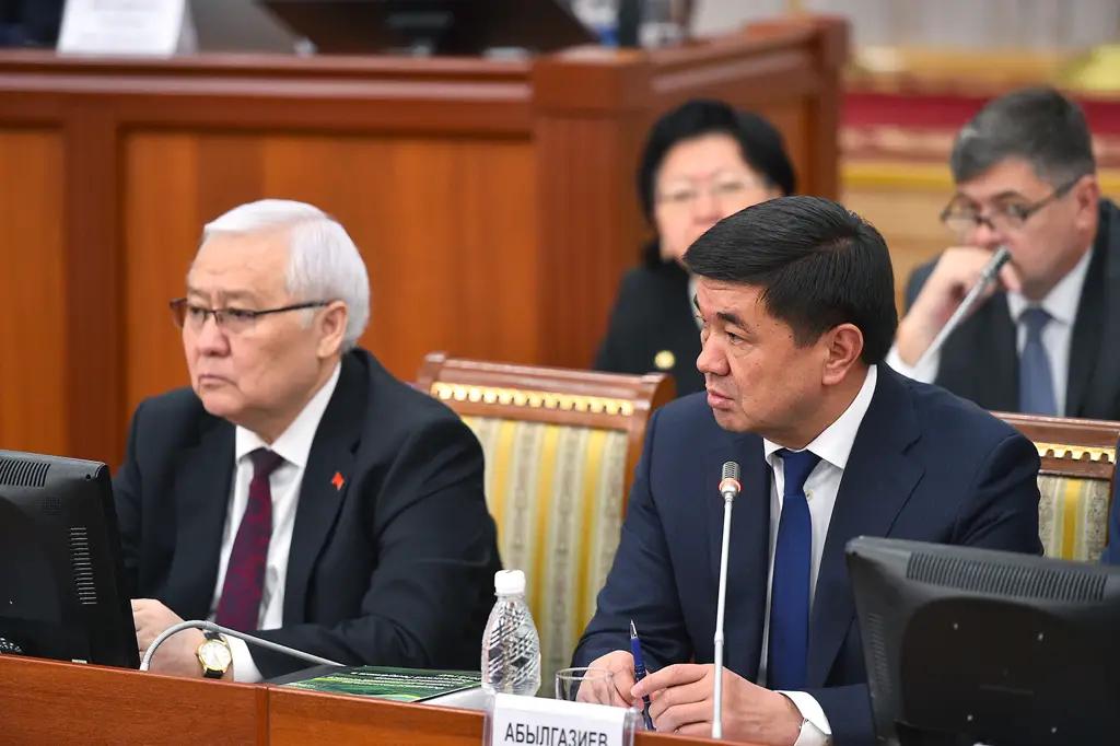 Внешний долг к ВВП сократился до 48%