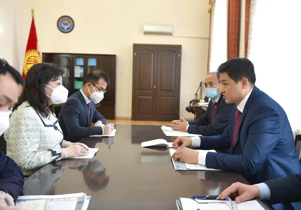 Китай окажет КР очередную гумпомощь для борьбы с COVID-19