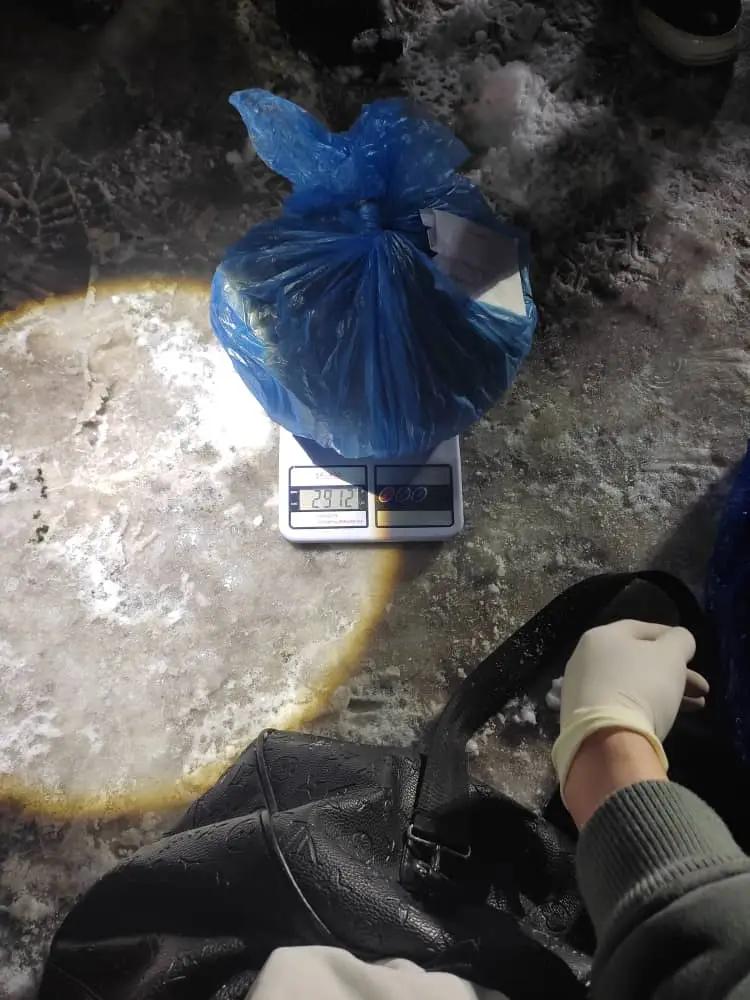 ГКНБ задержаны иностранцы с крупной партией мефедрона