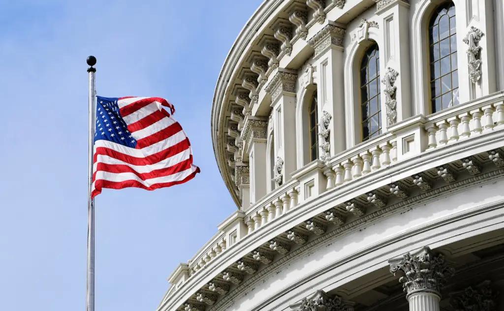 США выделили $2 трлн на поддержку экономики