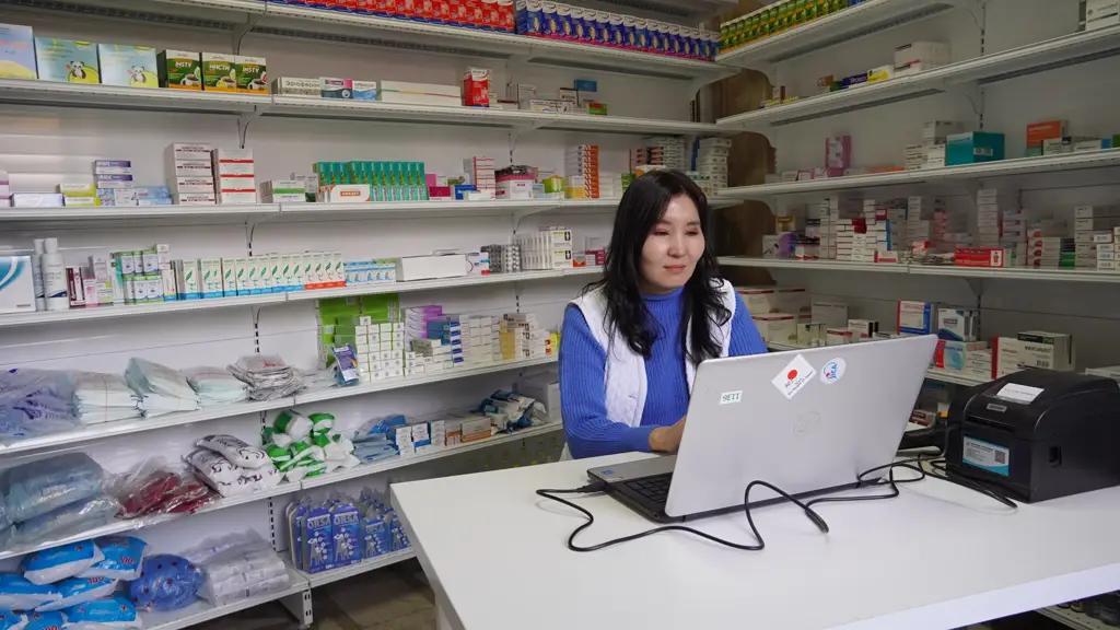 В госаптеке «Эл Аман» лекарства можно купить на 15% дешевле, чем в частных