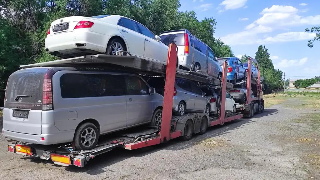 Восемь автомобилей из Абхазии пытались незаконно ввезти в Кыргызстан