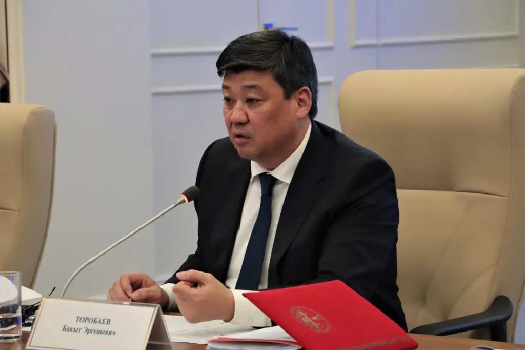 В КР ежегодно необходимо создавать порядка 150 тысяч рабочих мест