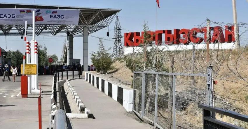 При ввозе товаров из стран ЕАЭС в июне выявлено более 20 нарушений