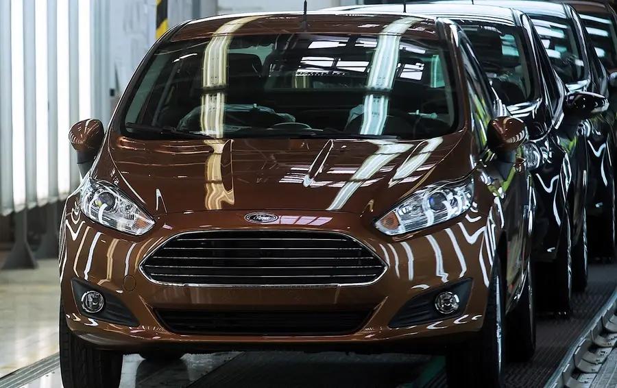 Ford подумывает уйти из России